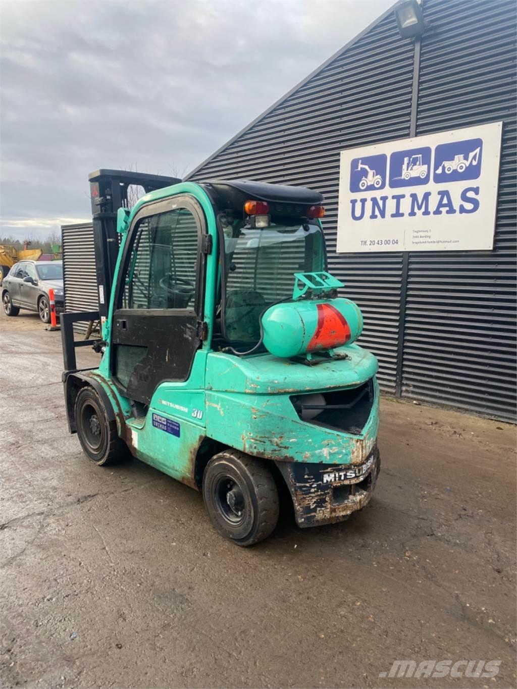 Mitsubishi FG30 LPG heftrucks