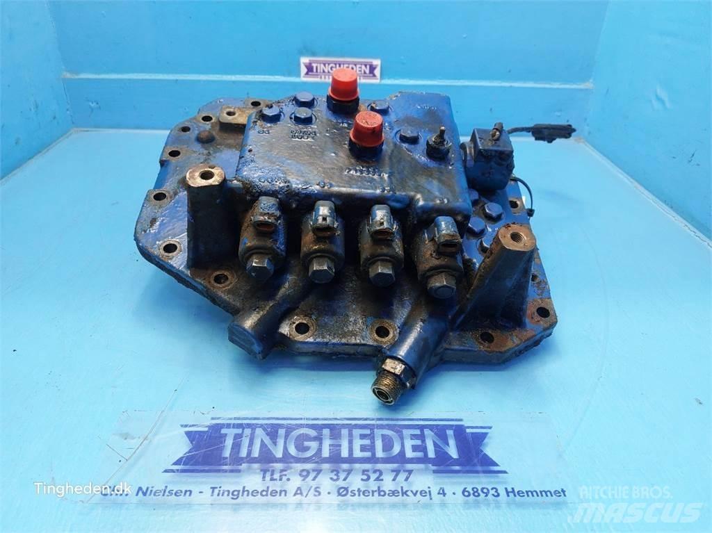 New Holland 6640 Transmissie