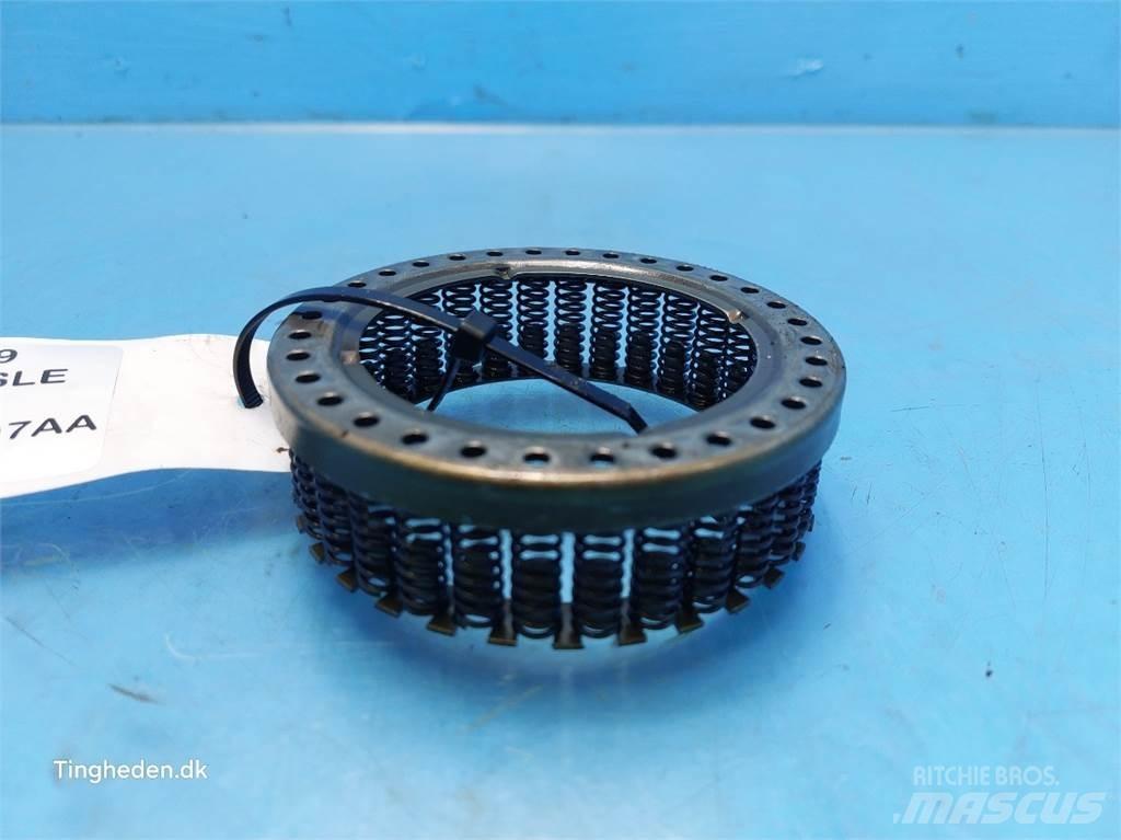 New Holland 6640 Transmissie