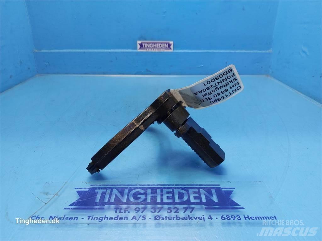 New Holland 6640 Transmissie