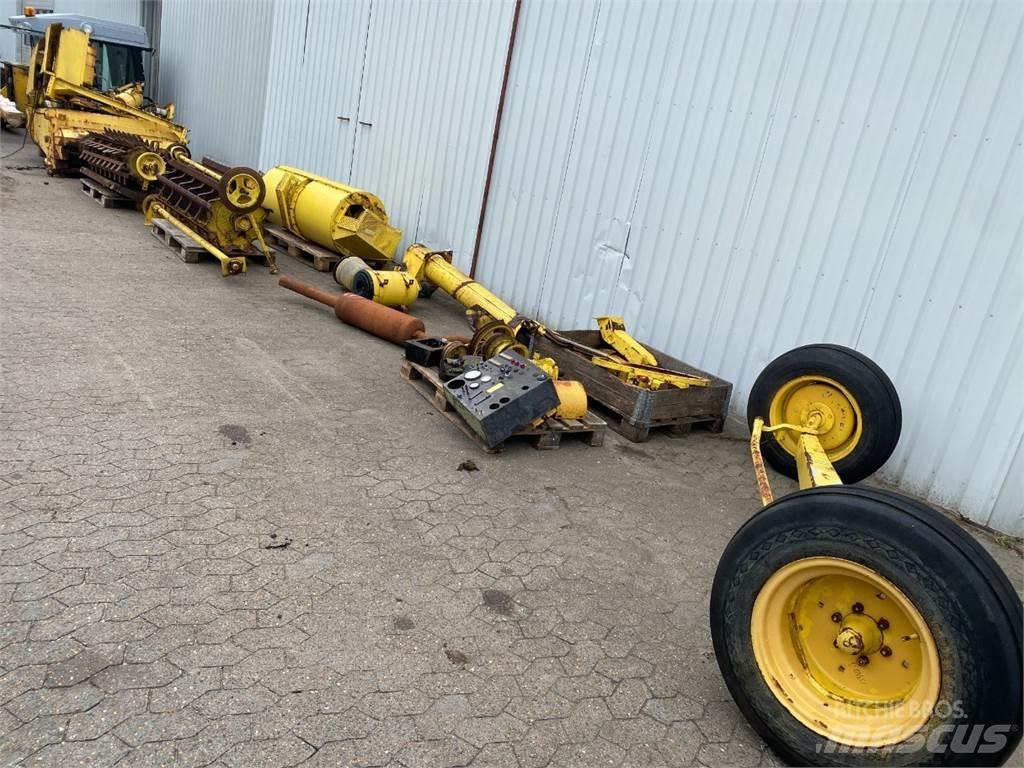 New Holland 8080 Maaidorsmachines