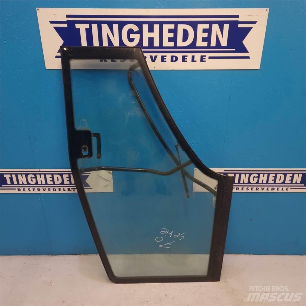 New Holland 8770 Cabine en interieur