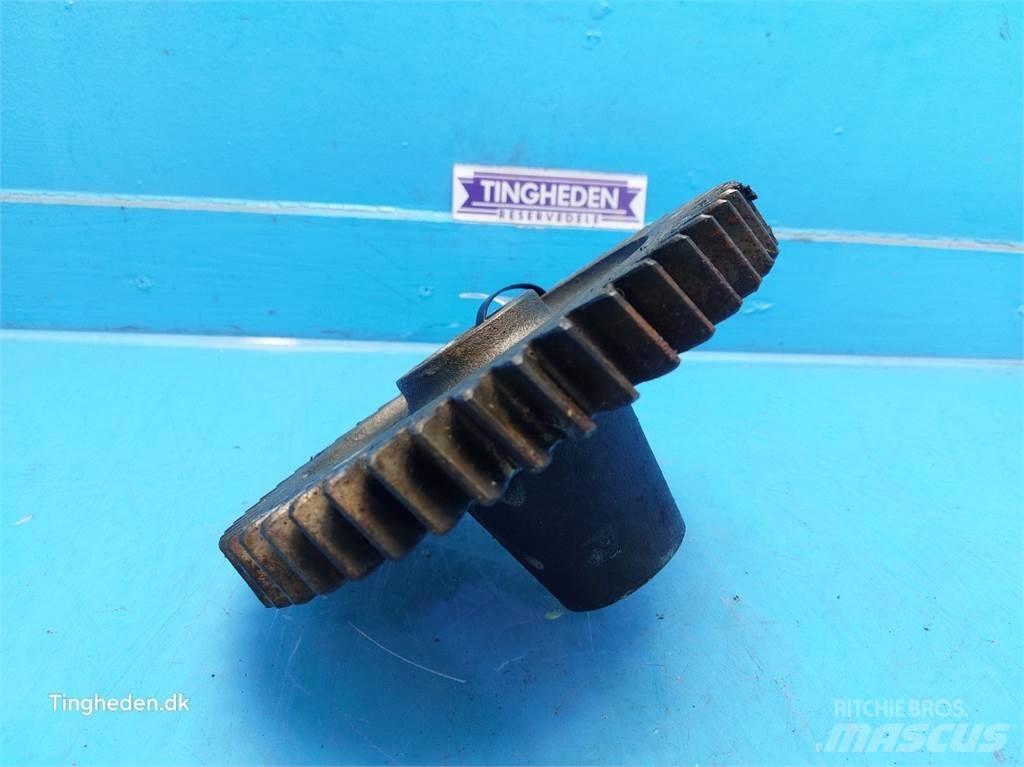 New Holland 8970 Transmissie