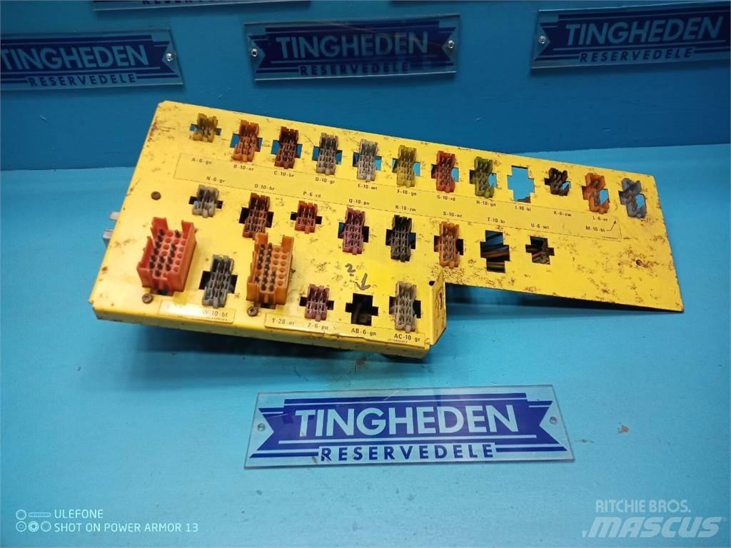 New Holland TF44 Electronics