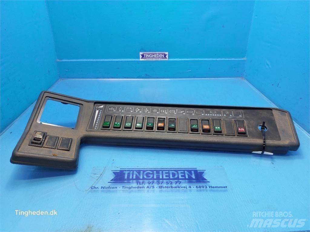 New Holland TX62 Cabine en interieur