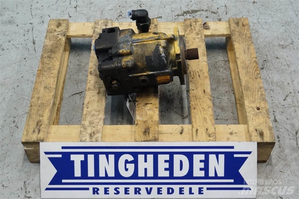 New Holland TX68 Hydraulics
