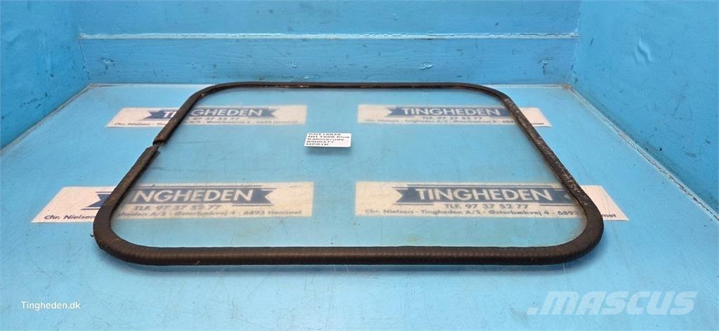 New Holland TX68 Cabine en interieur