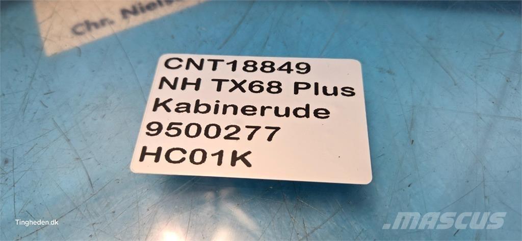 New Holland TX68 Cabine en interieur