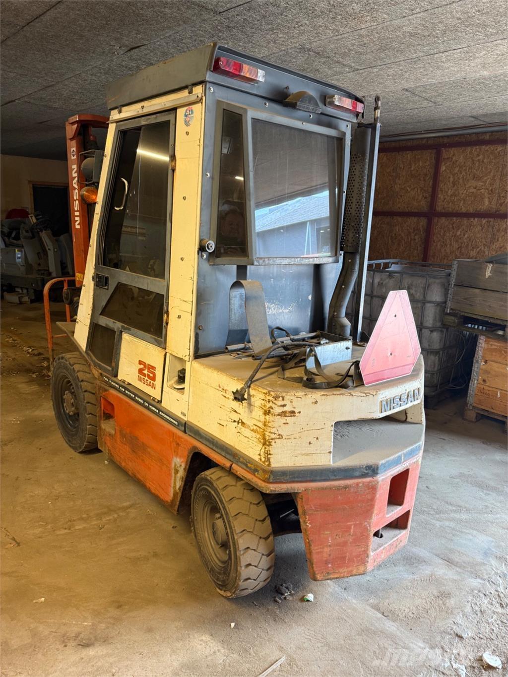 Nissan FG25 LPG heftrucks