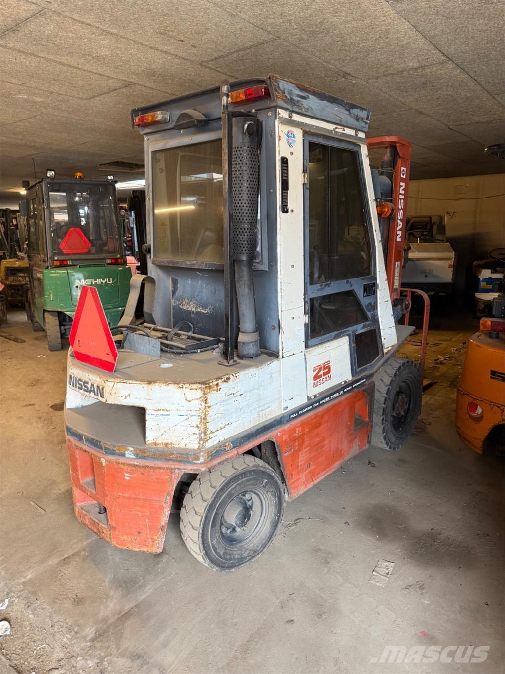 Nissan FG25 LPG heftrucks
