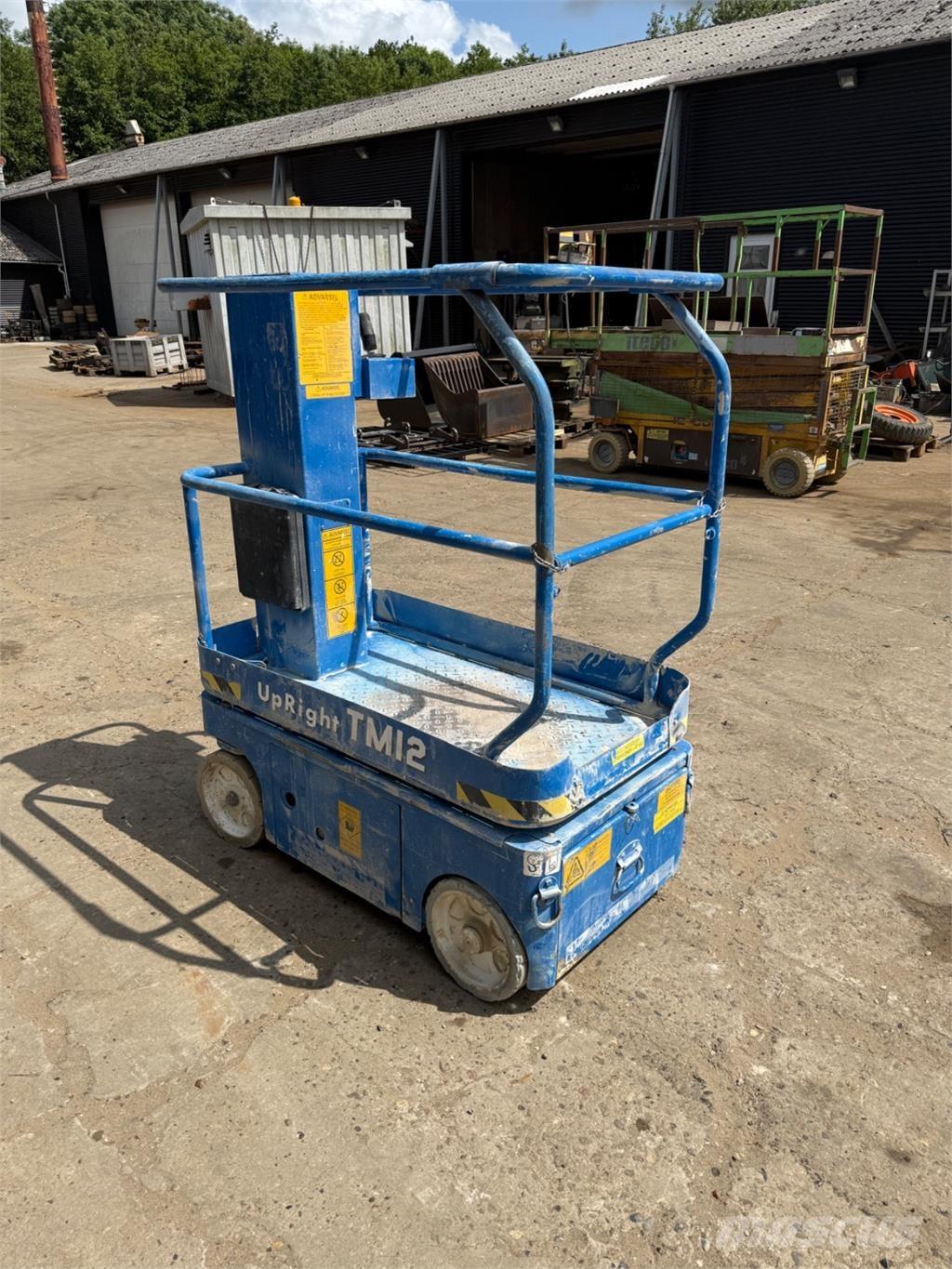 UpRight TM12 Personenliften en invalideliften