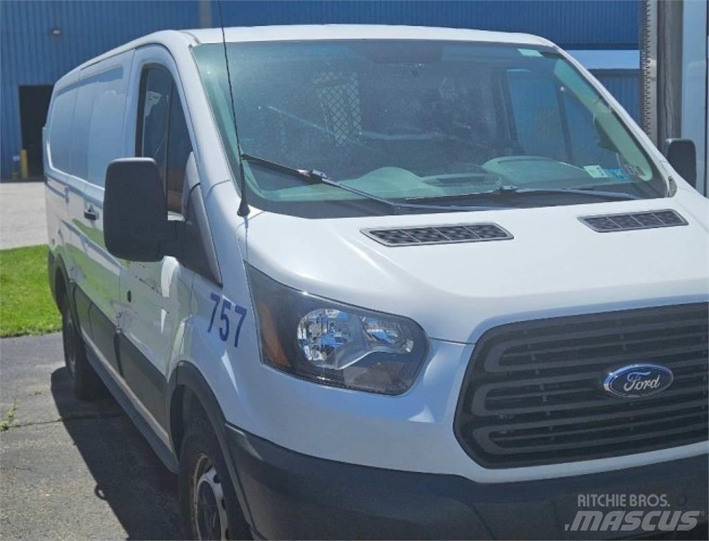 Ford Transit 150 Gesloten bedrijfswagens