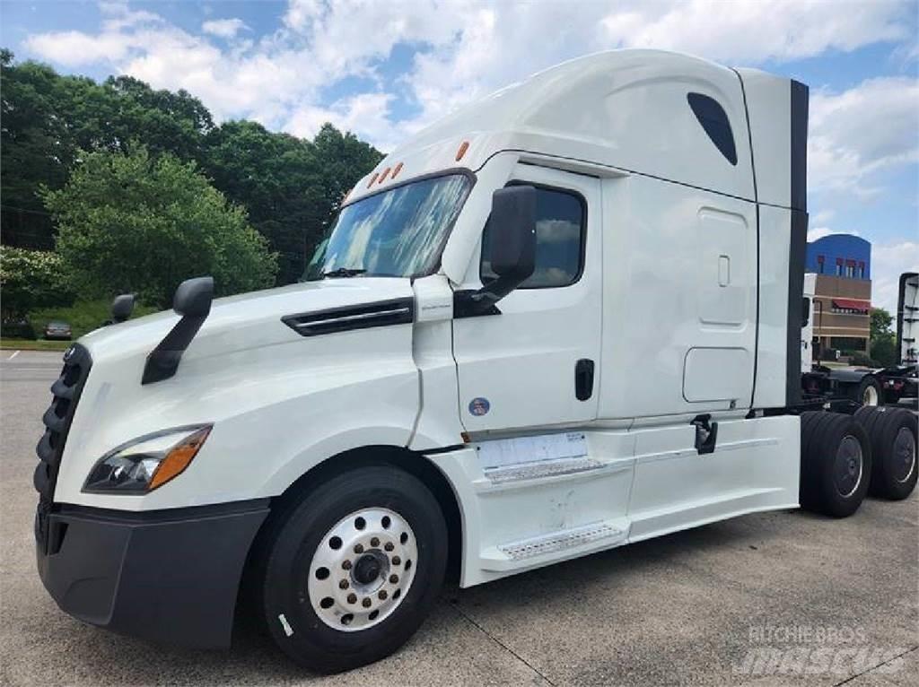 Freightliner 126 Trekkers