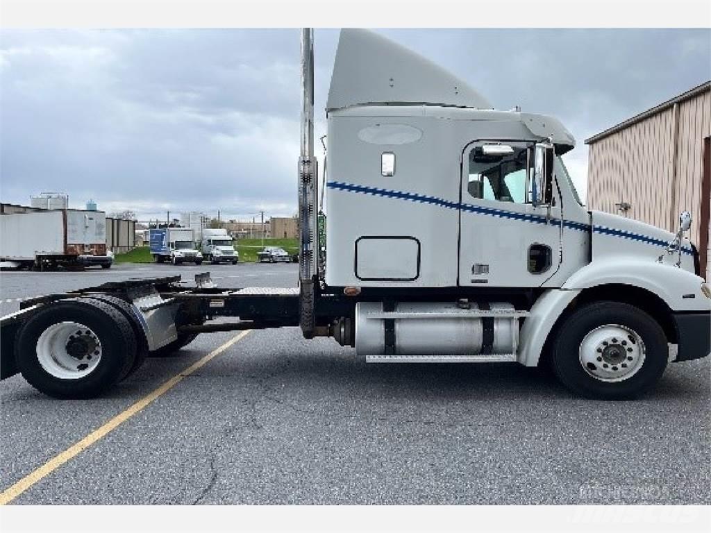 Freightliner C112 Trekkers