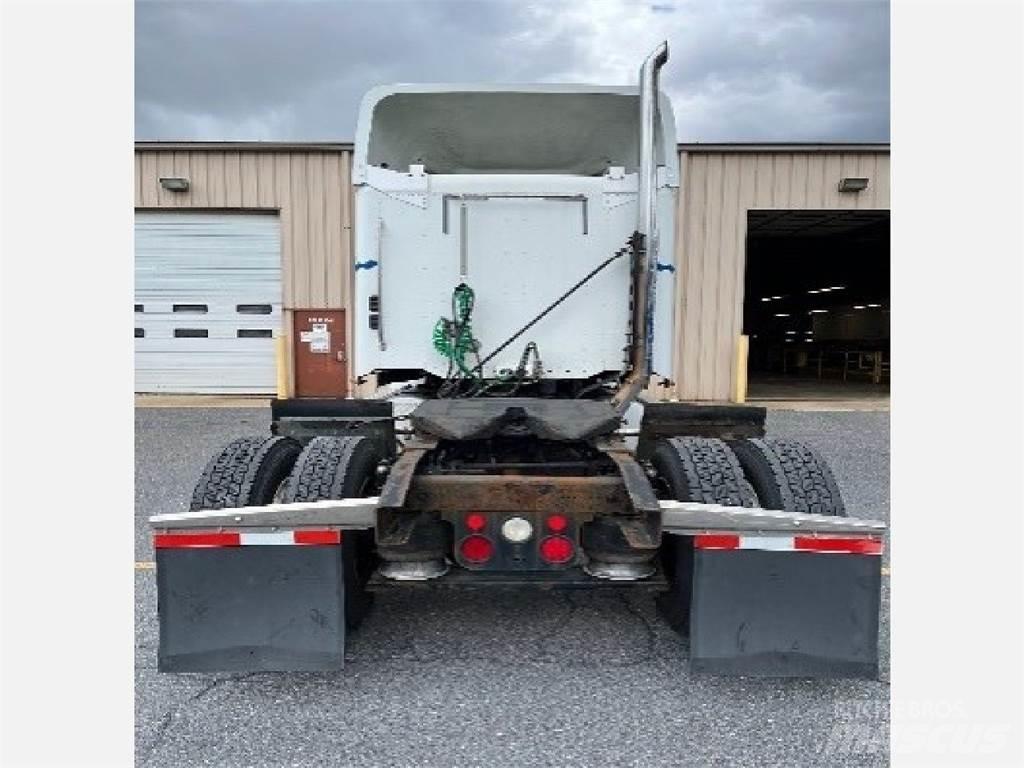 Freightliner C112 Trekkers
