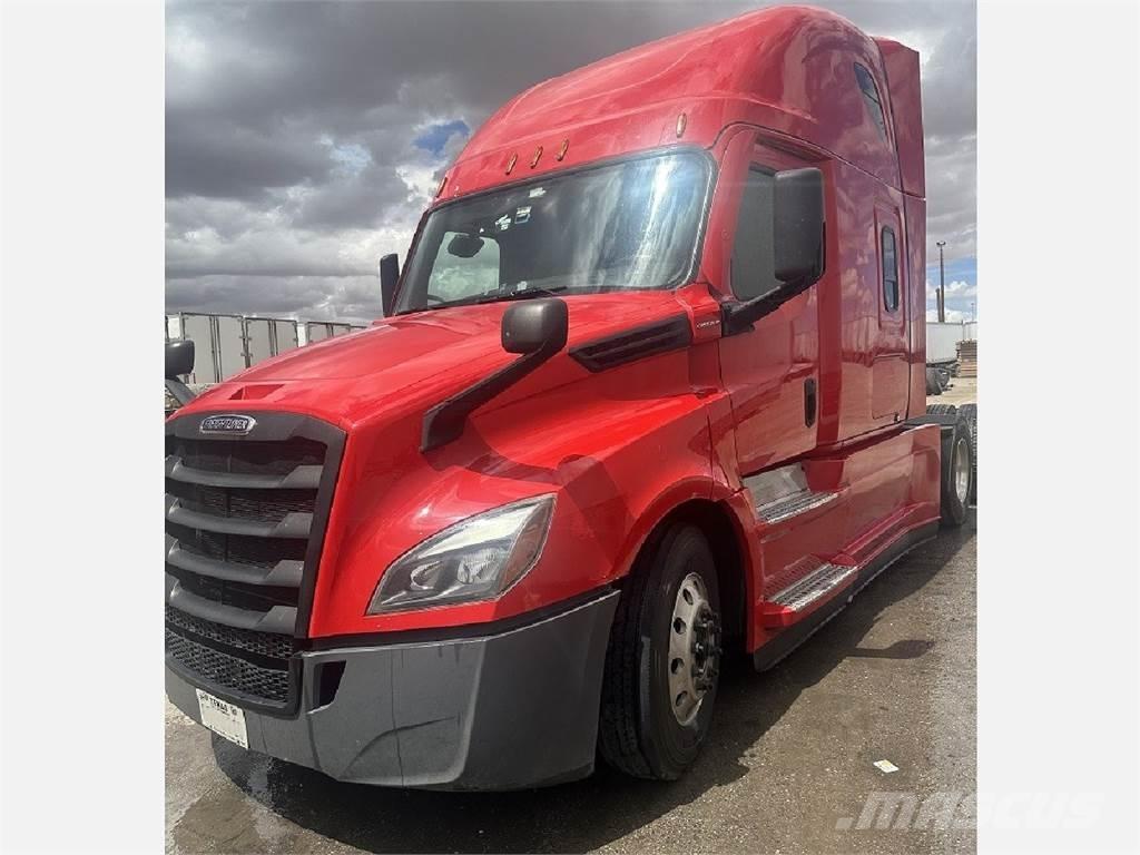Freightliner CA126 Trekkers