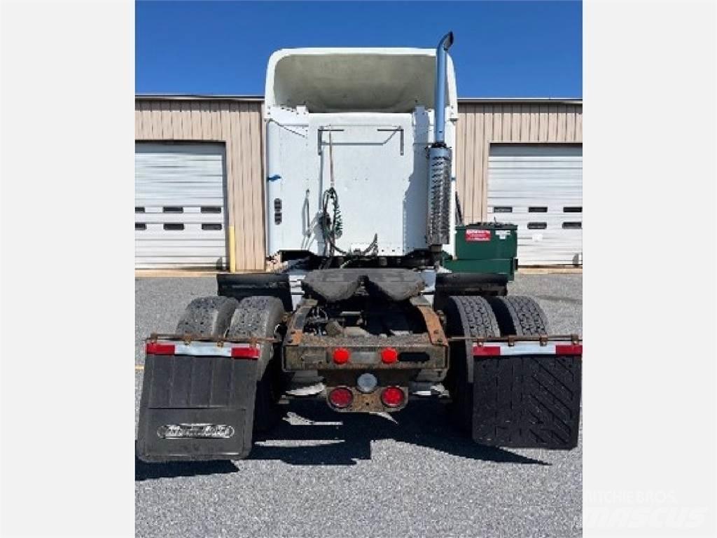 Freightliner CL112G Trekkers