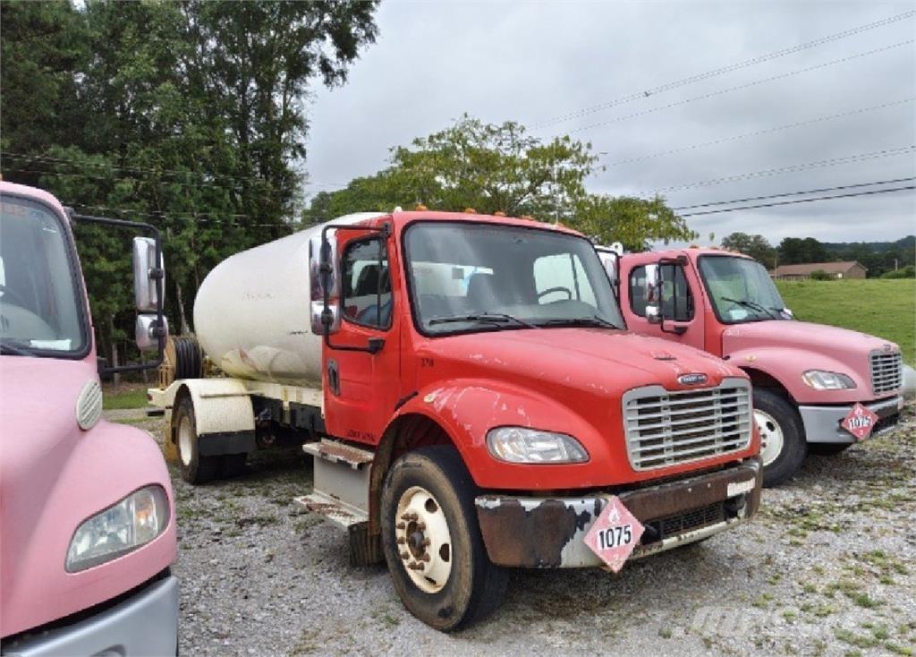 Freightliner M2 Anders