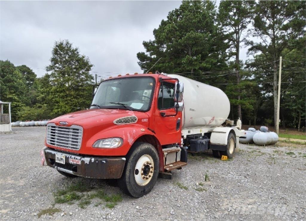 Freightliner M2 Anders