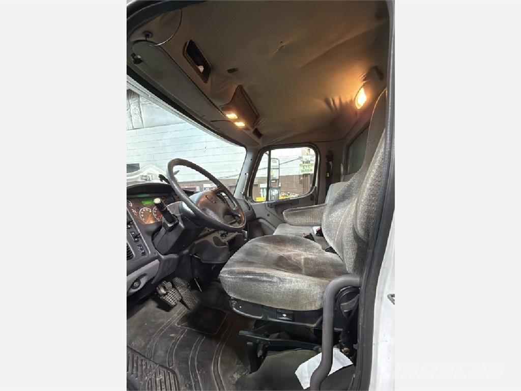 Freightliner M2 Koelwagens