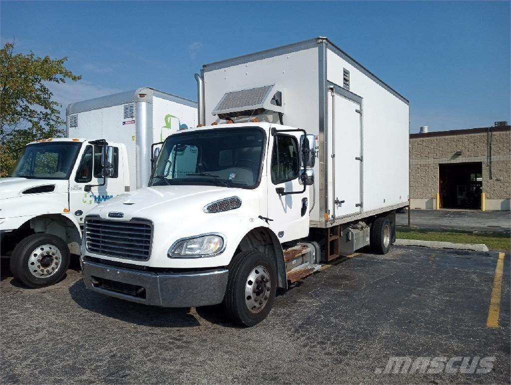 Freightliner M2-106 Bakwagens met gesloten opbouw