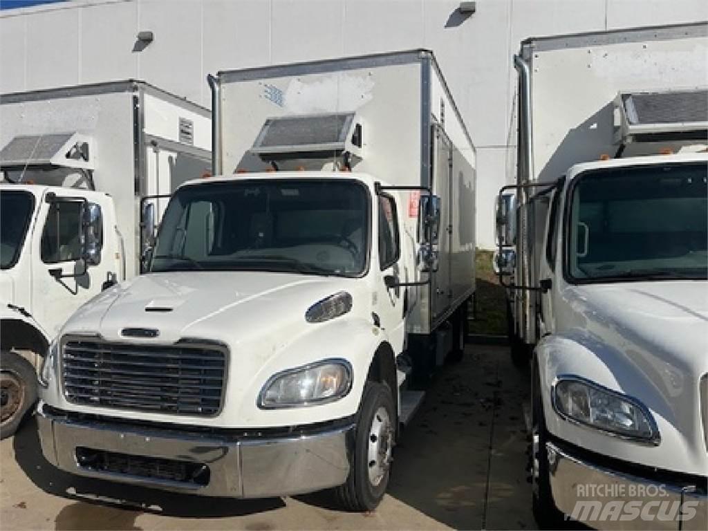 Freightliner M2-106 Bakwagens met gesloten opbouw
