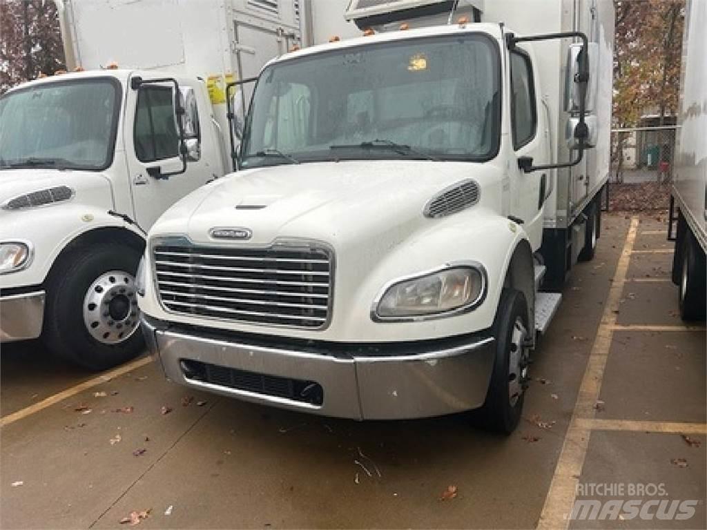 Freightliner M2-106 Bakwagens met gesloten opbouw