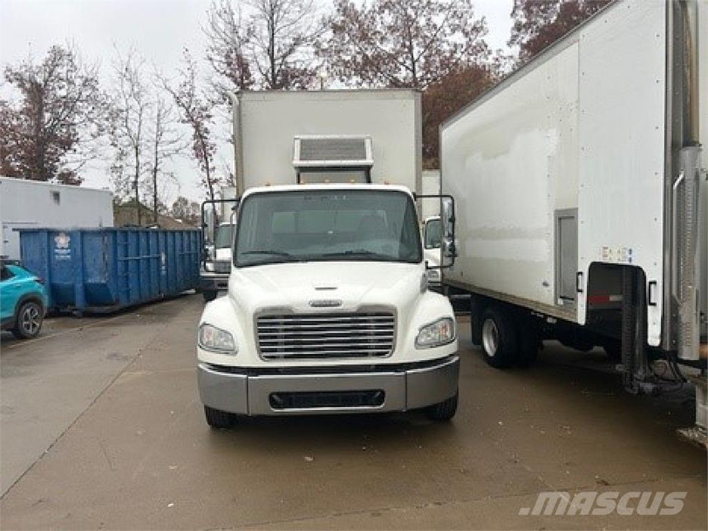 Freightliner M2-106 Bakwagens met gesloten opbouw