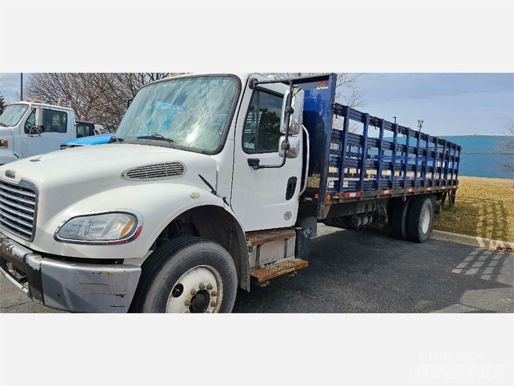 Freightliner M2 106 Platte bakwagens