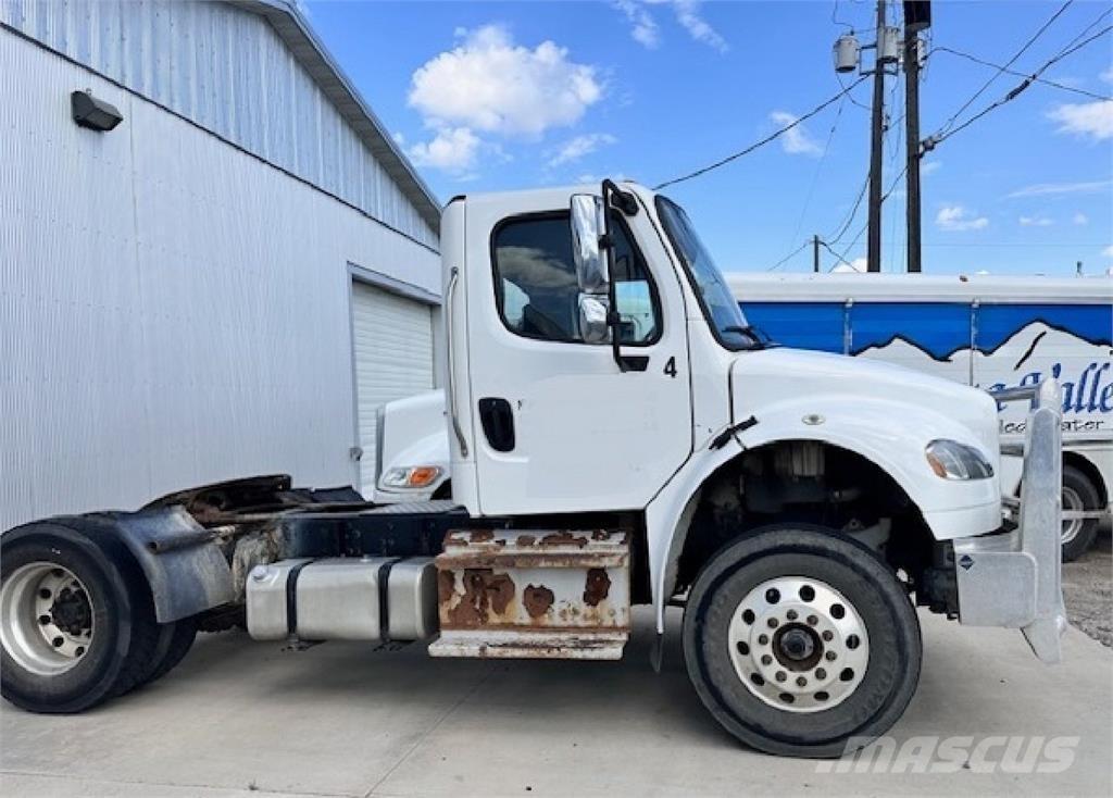 Freightliner M2 106 Trekkers