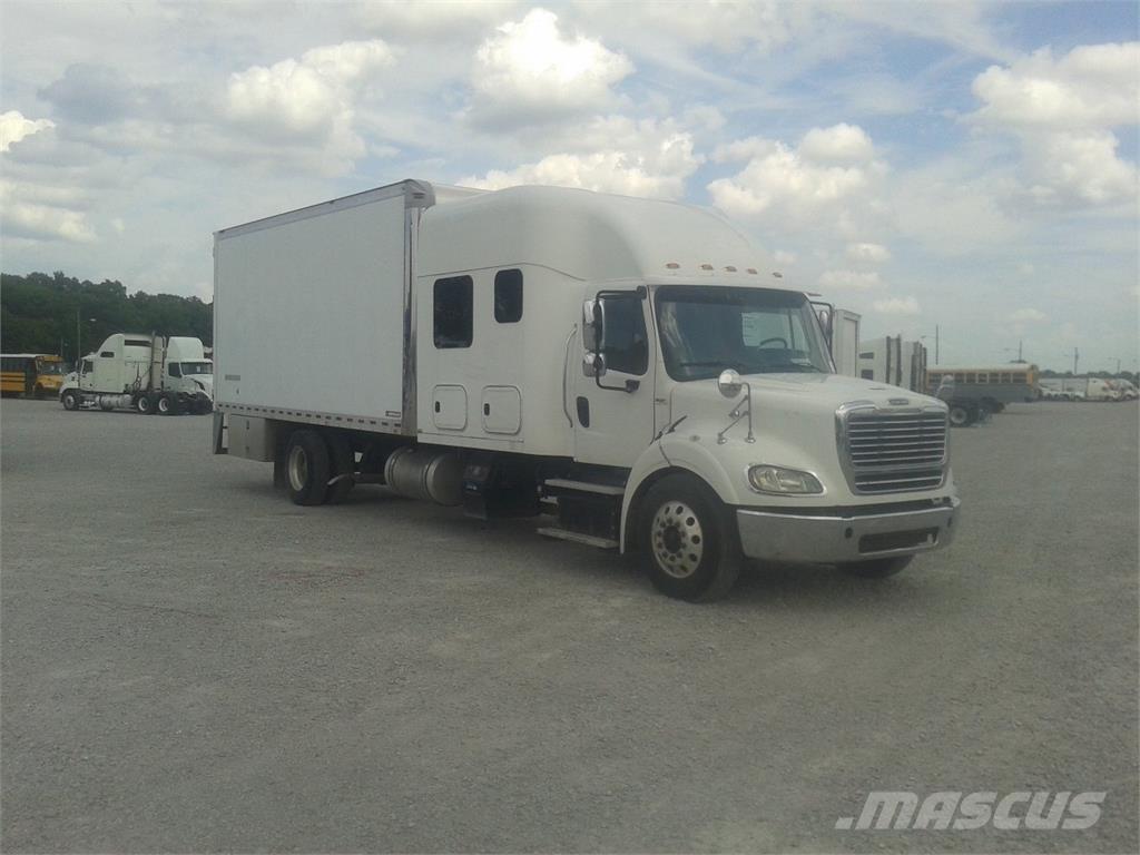 Freightliner M2-112 Bakwagens met gesloten opbouw
