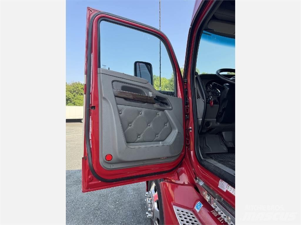 Kenworth T680 Trekkers