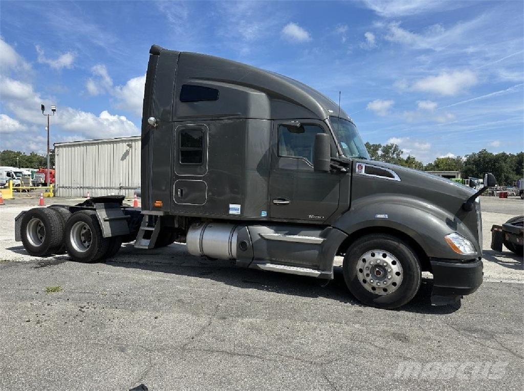 Kenworth T680 Trekkers