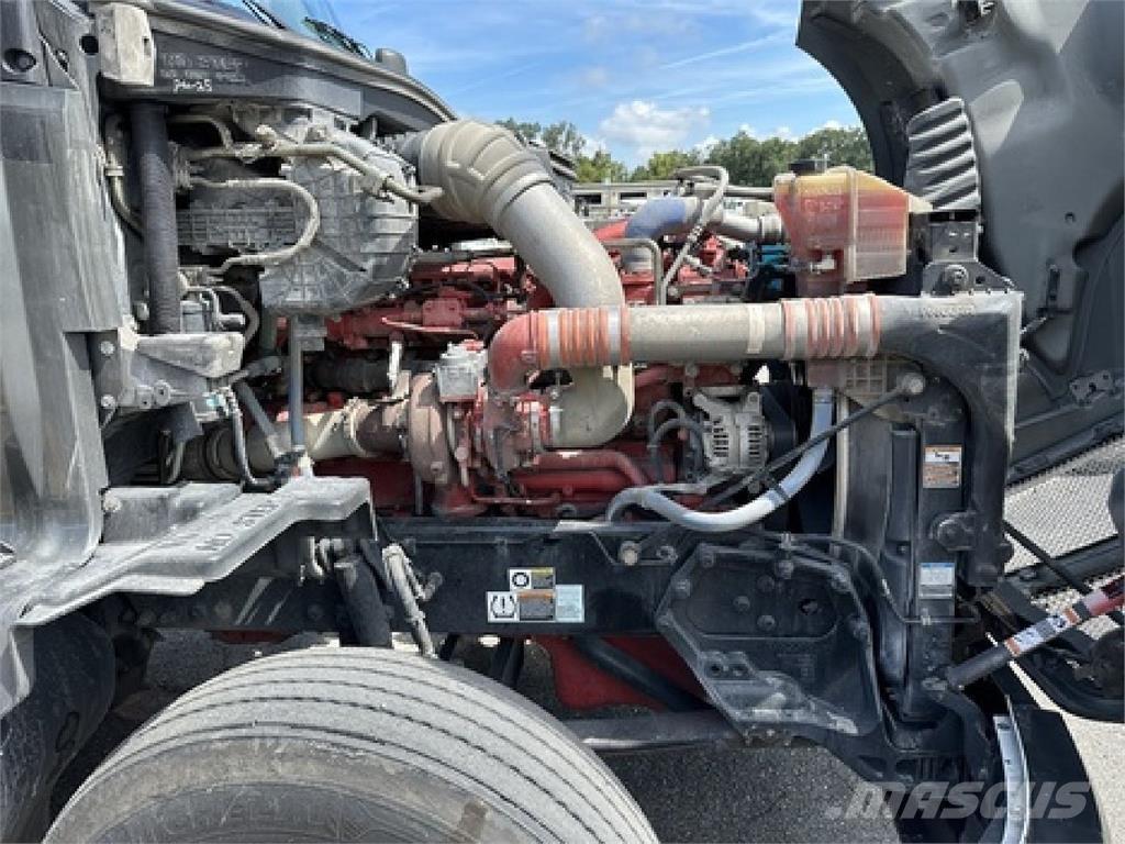 Kenworth T680 Trekkers