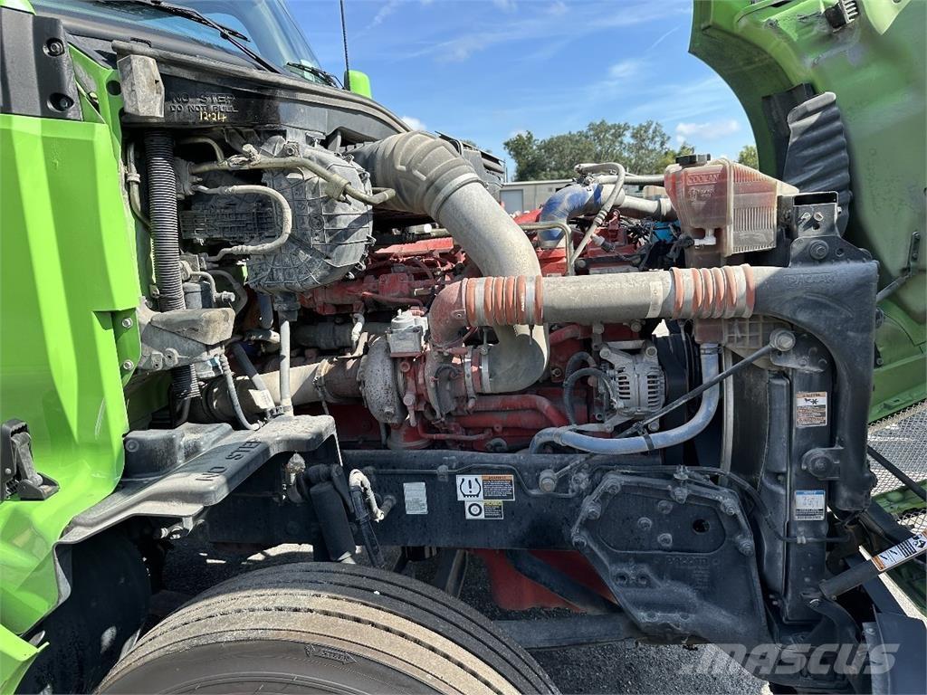 Kenworth T680 Trekkers