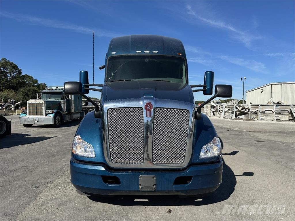 Kenworth T680 Trekkers