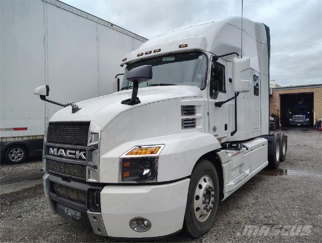 Mack Anthem 64T Trekkers