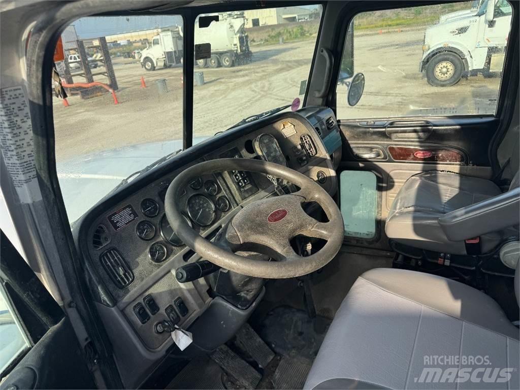 Peterbilt 367 Anders