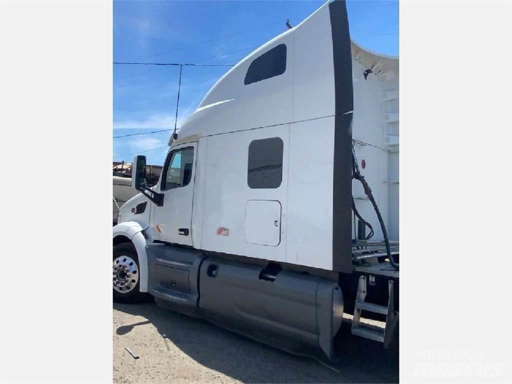 Peterbilt 579 Trekkers