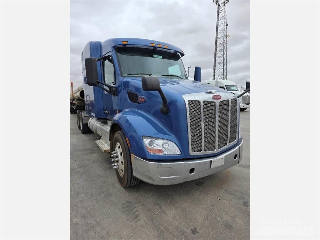 Peterbilt 579 Trekkers