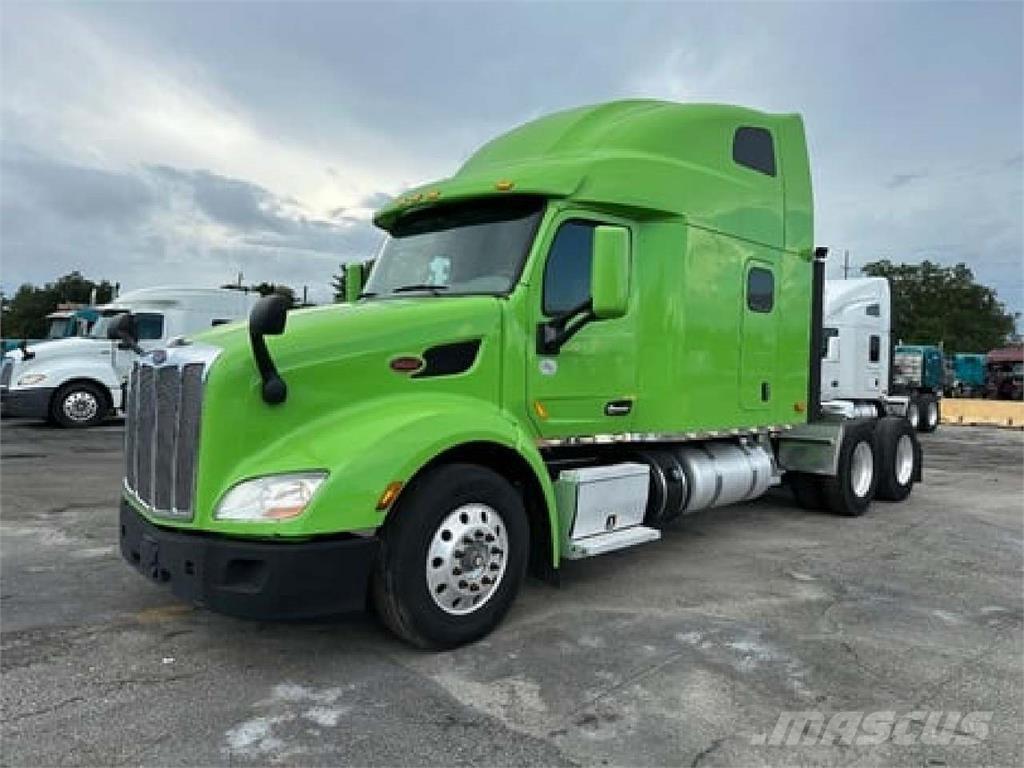 Peterbilt 579 Trekkers