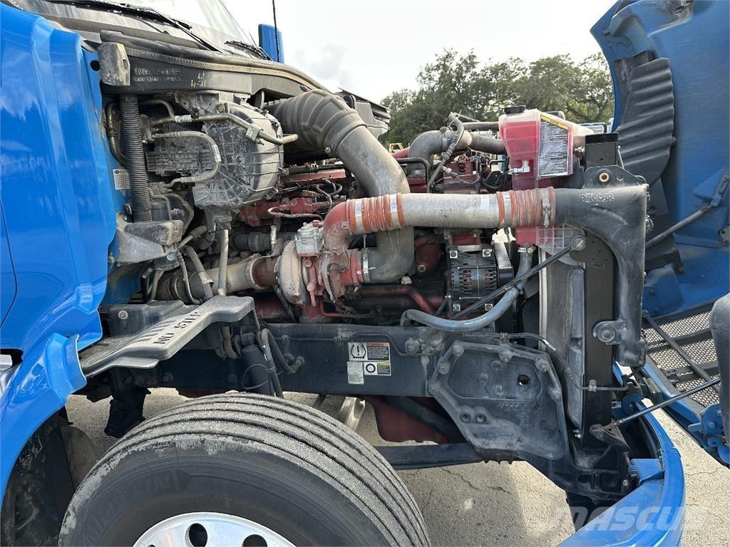 Peterbilt 579 Trekkers