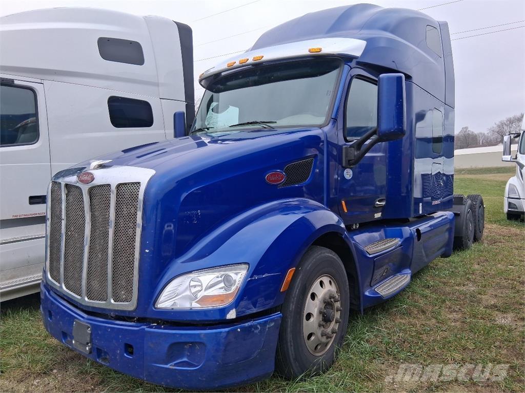 Peterbilt 579 Trekkers