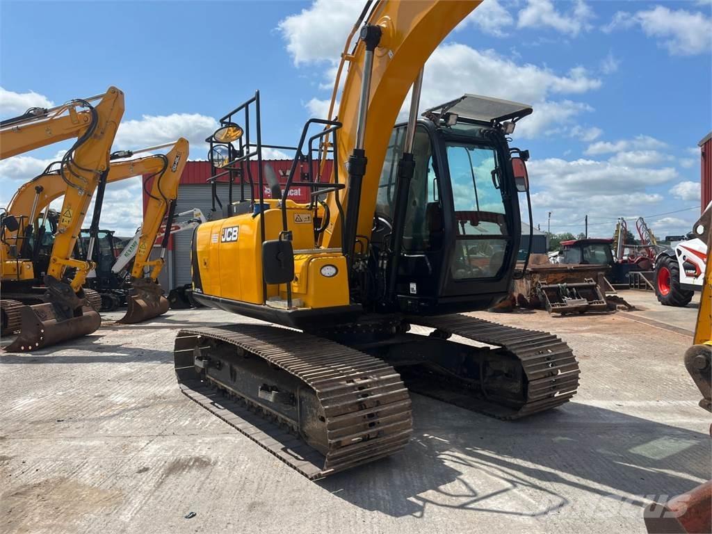 JCB JS130 LC Rupsgraafmachines