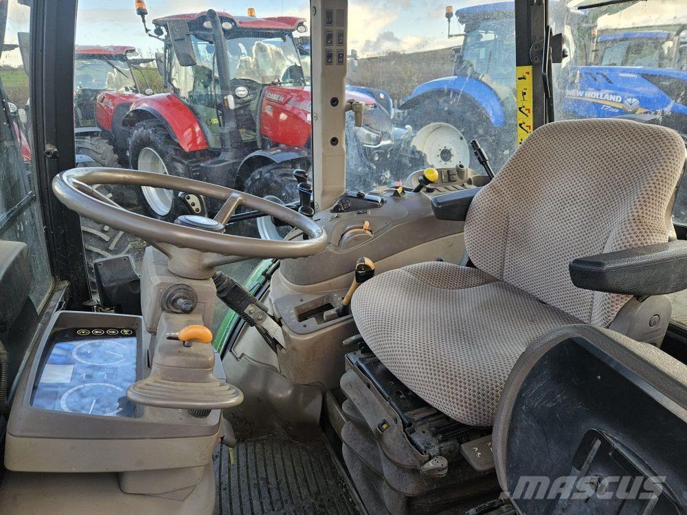 John Deere JD 6110 Tractoren