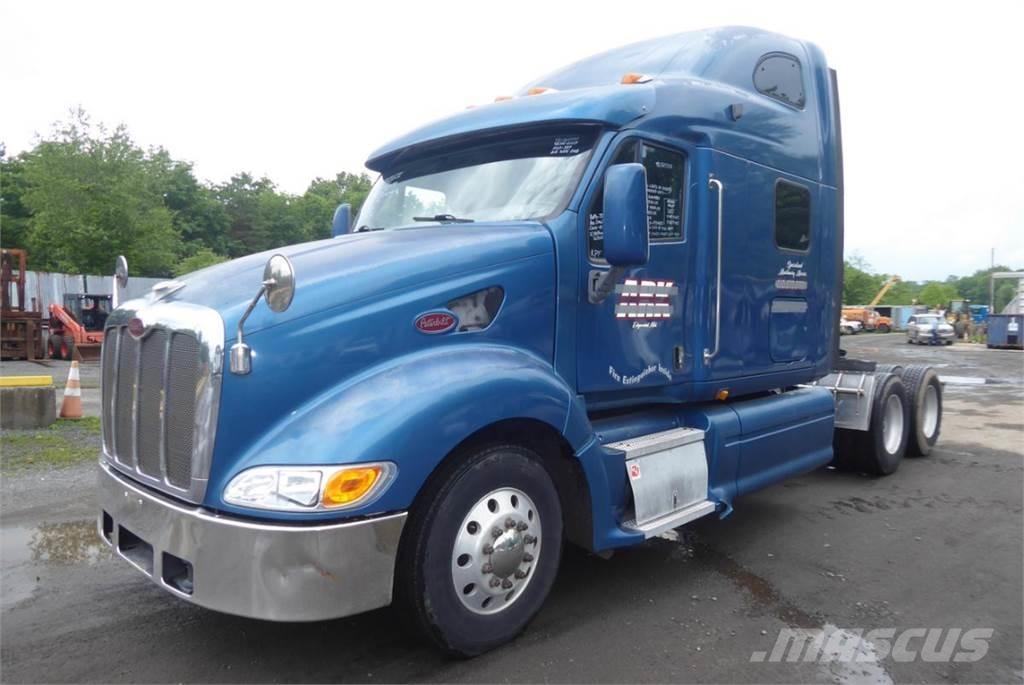 Peterbilt 387 Trekkers