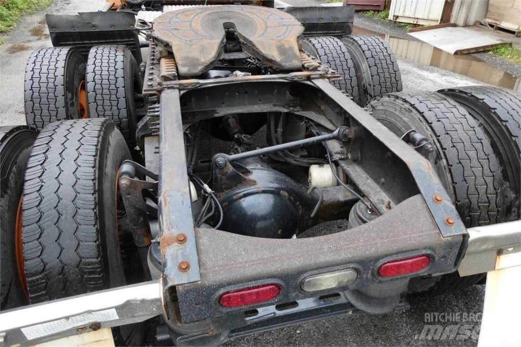 Volvo VNM64T Chassis met cabine