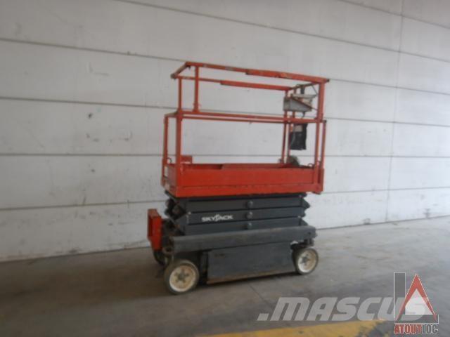 SkyJack SJ3219 Knikarmhoogwerkers