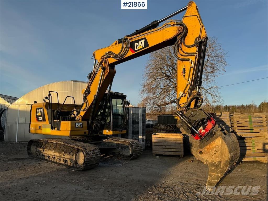 CAT 320 Rupsgraafmachines