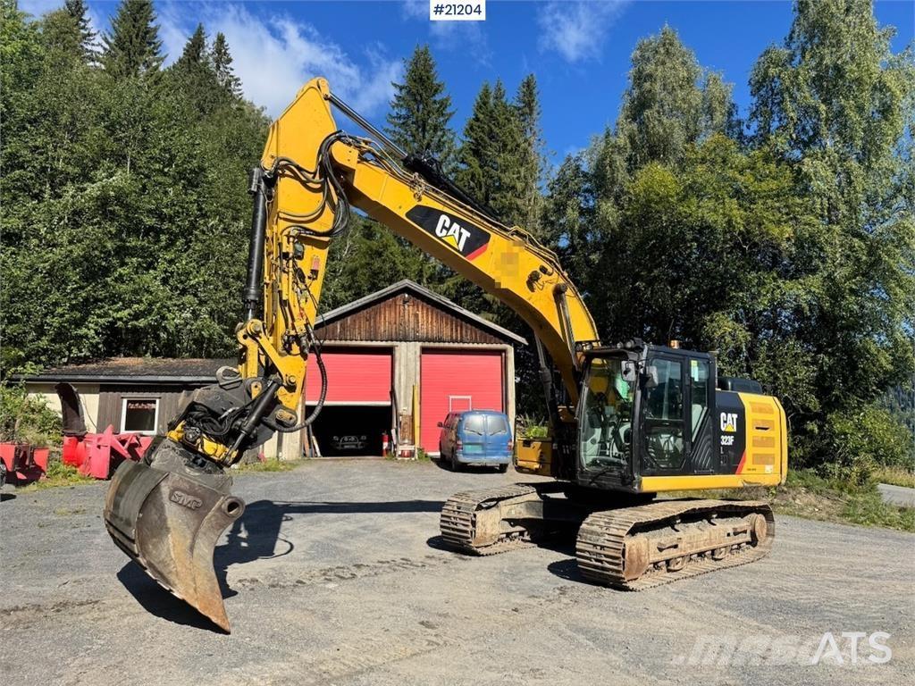 CAT 323FL Rupsgraafmachines